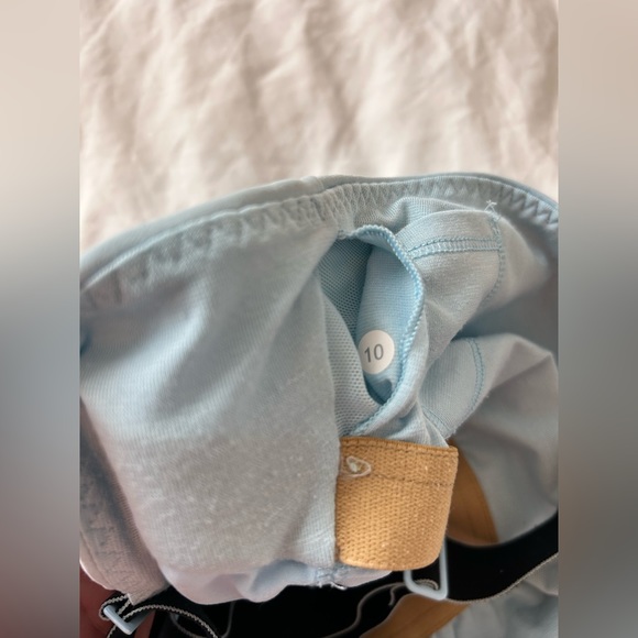 Lululemon Top - Picture 2 of 5